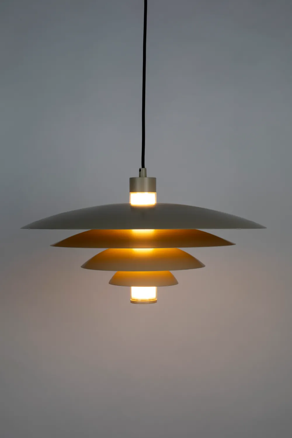 Beige Metal Pendant Lamp | Zuiver Cole