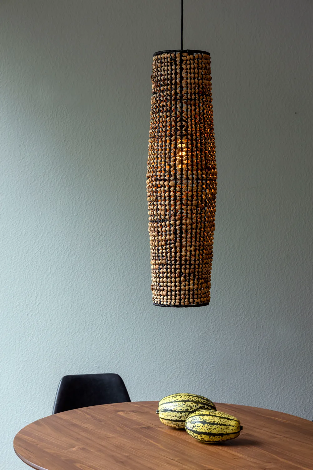 Contemporary Woven Pendant Lamp | Dutchbone Hyacint