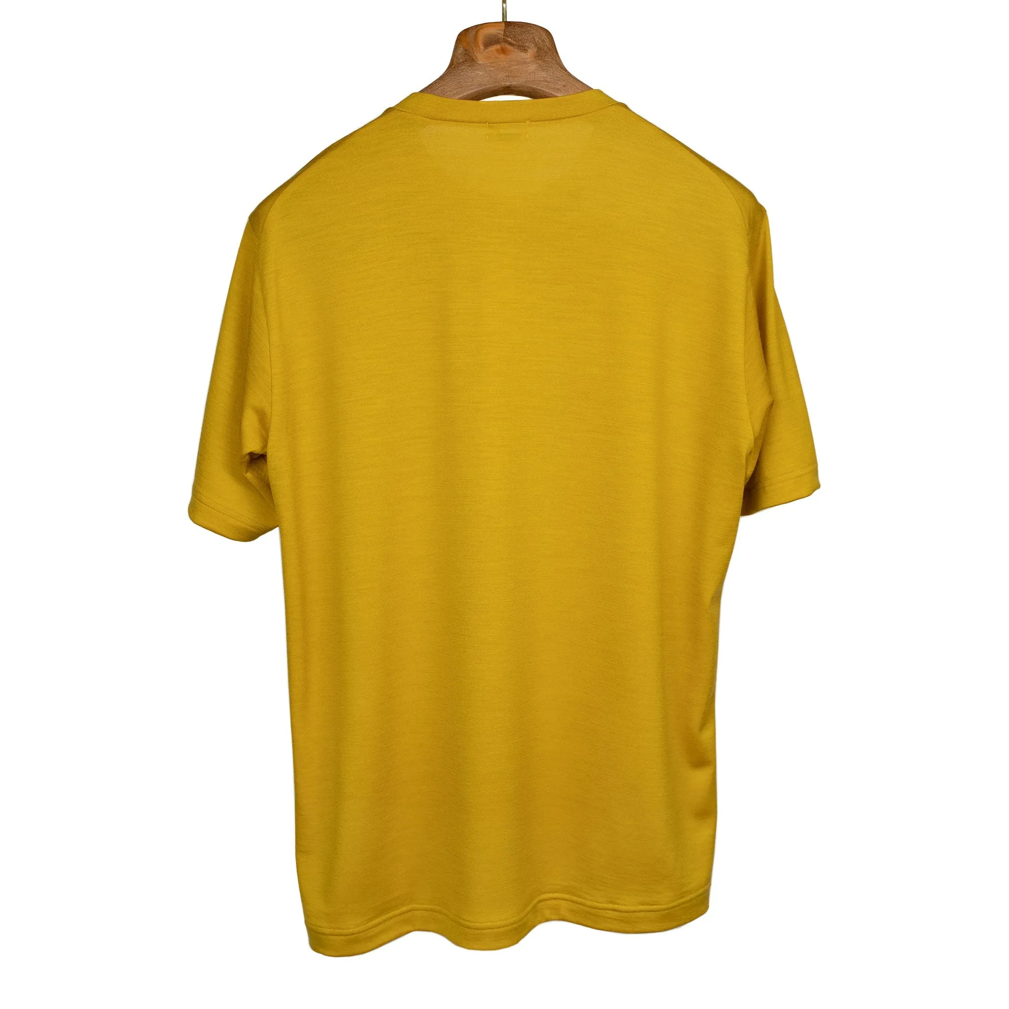 Short sleeve t-shirt in mustard yellow washable wool jersey